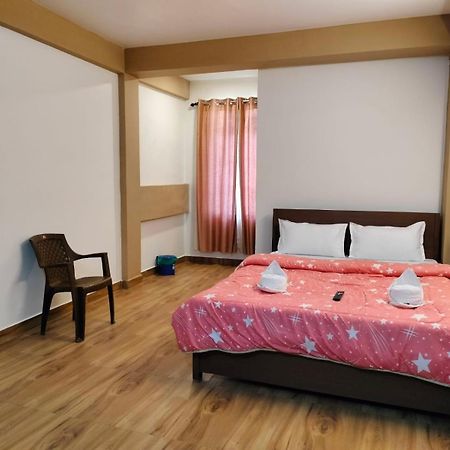 Aroma Inn Shillong Esterno foto