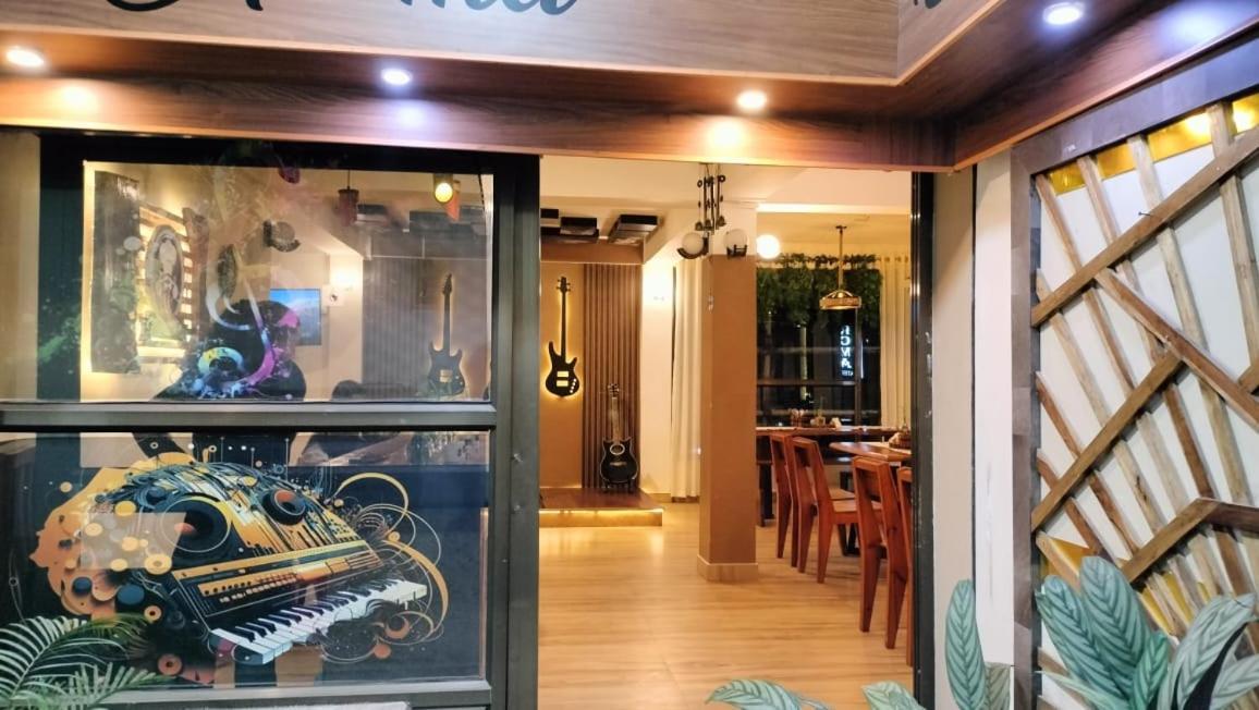 Aroma Inn Shillong Esterno foto