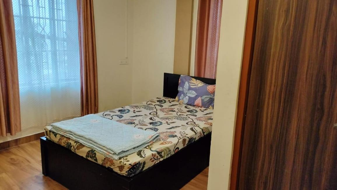 Aroma Inn Shillong Esterno foto