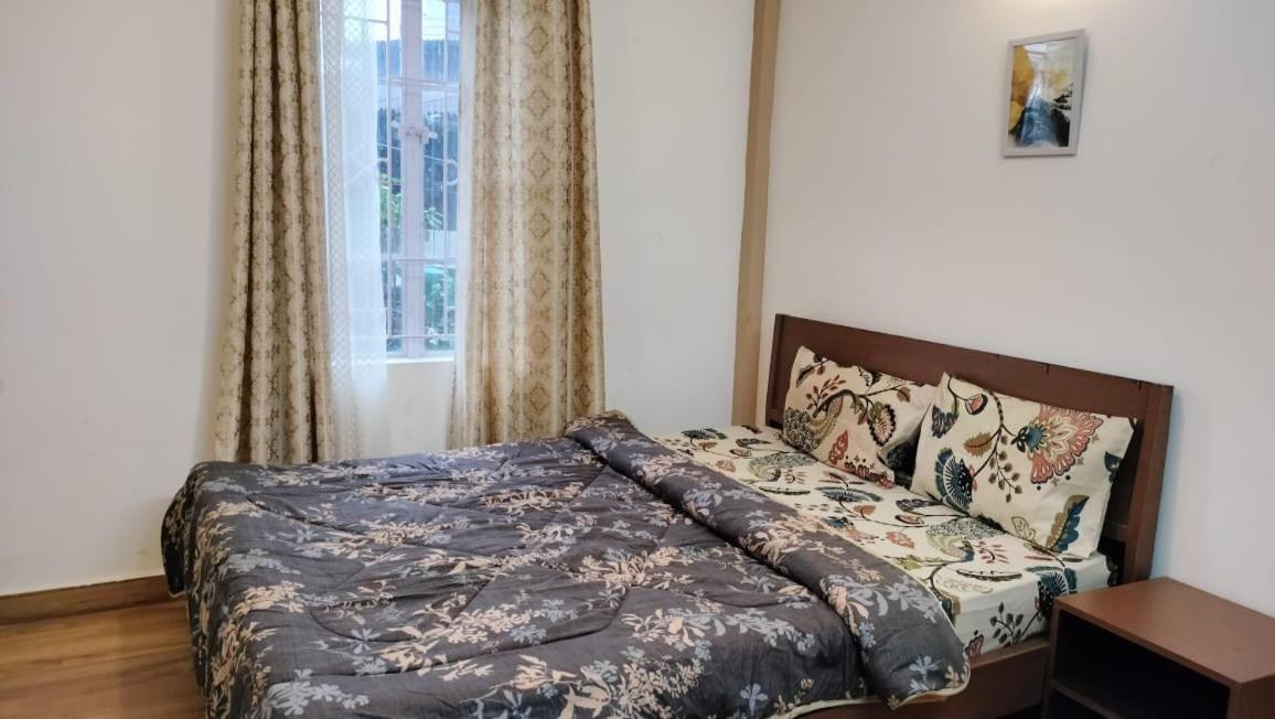 Aroma Inn Shillong Esterno foto