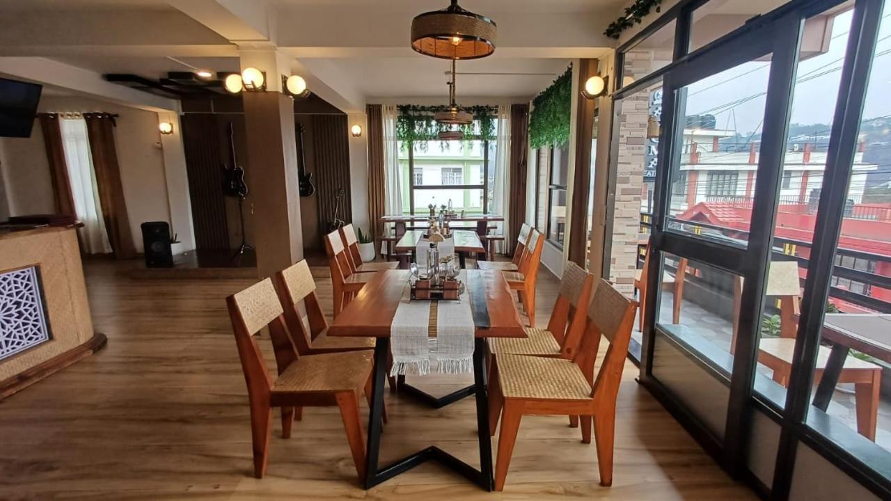 Aroma Inn Shillong Esterno foto