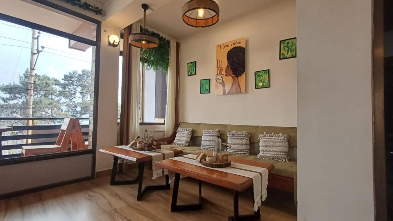 Aroma Inn Shillong Esterno foto
