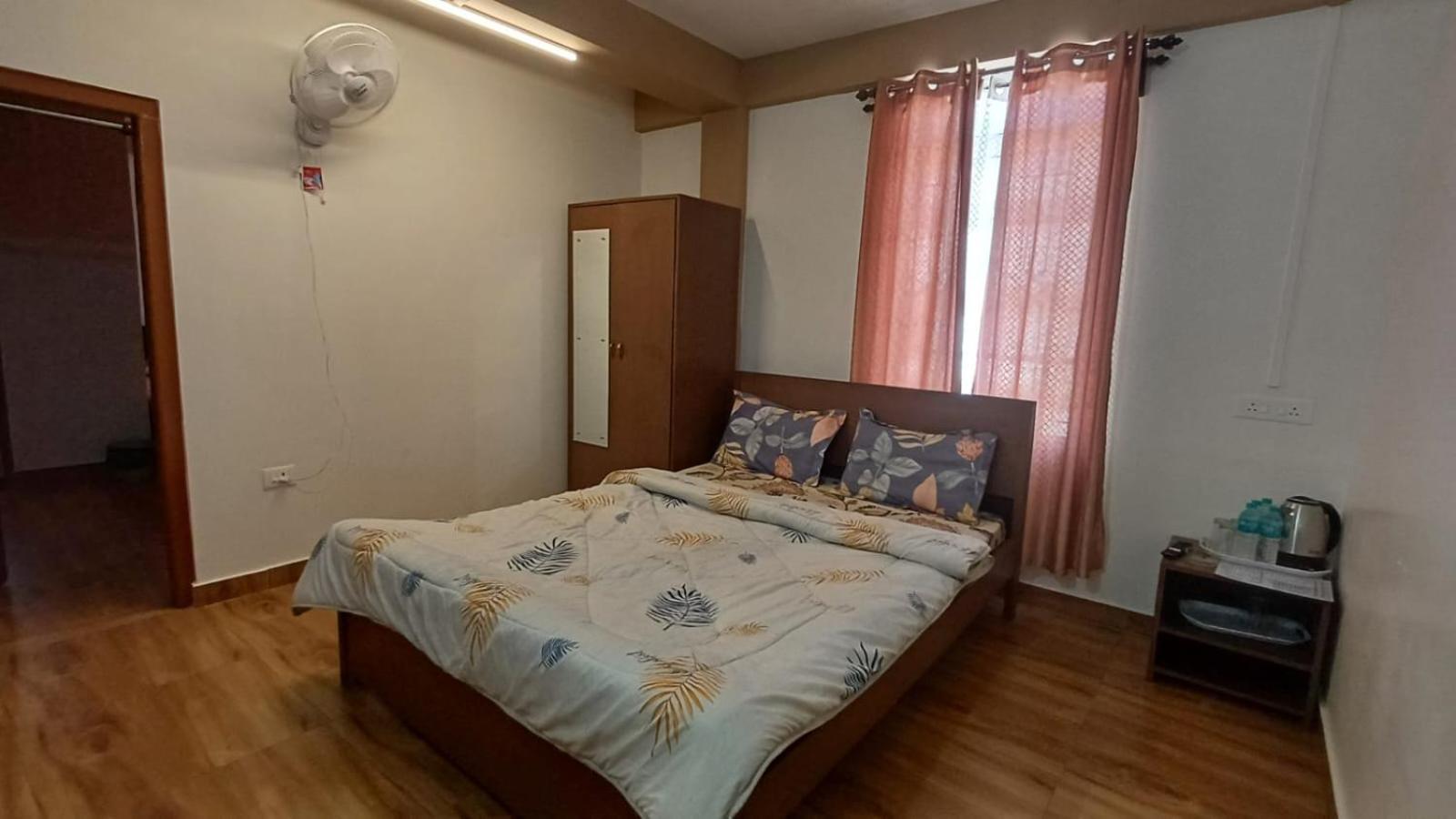 Aroma Inn Shillong Esterno foto