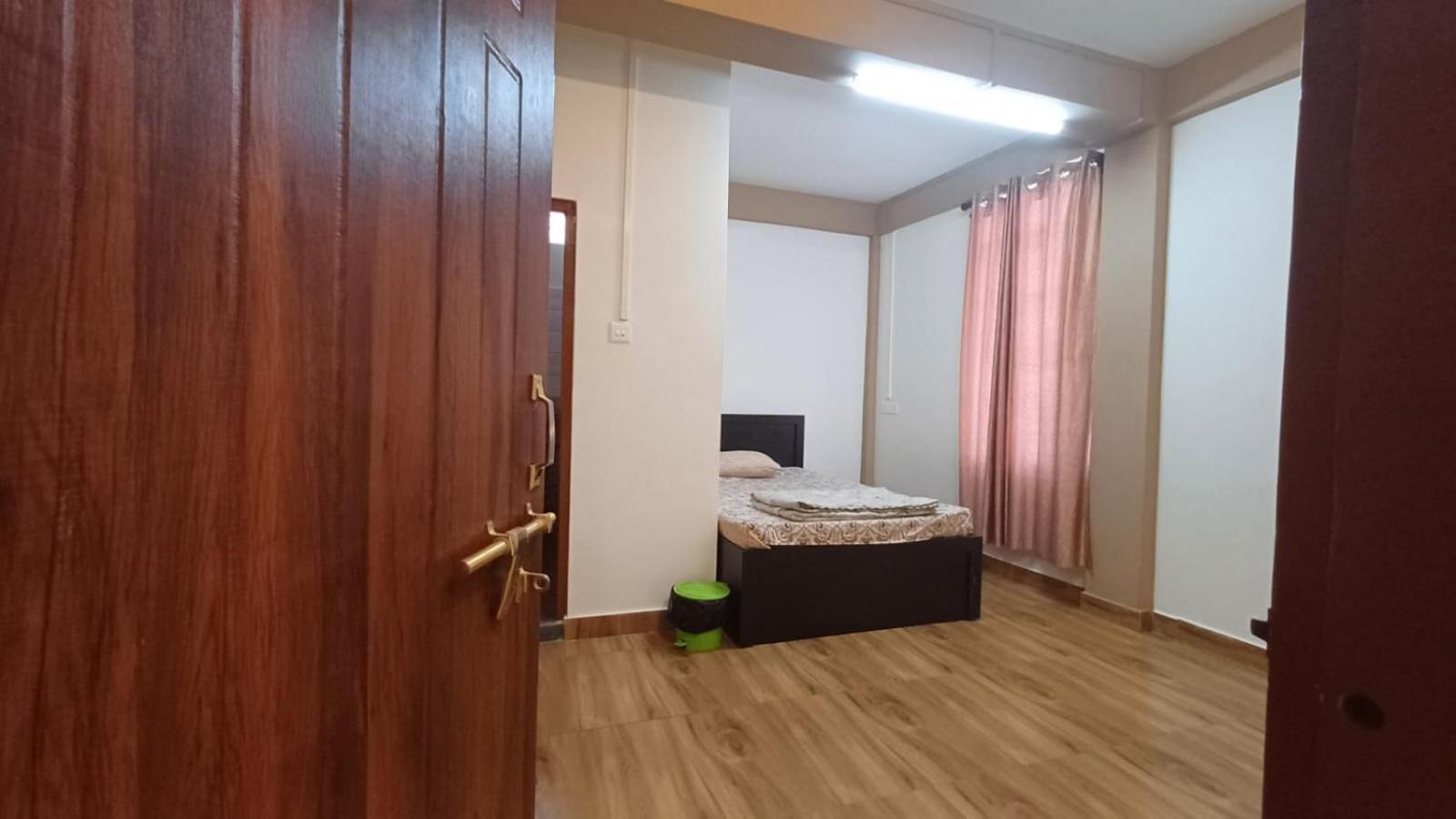 Aroma Inn Shillong Esterno foto