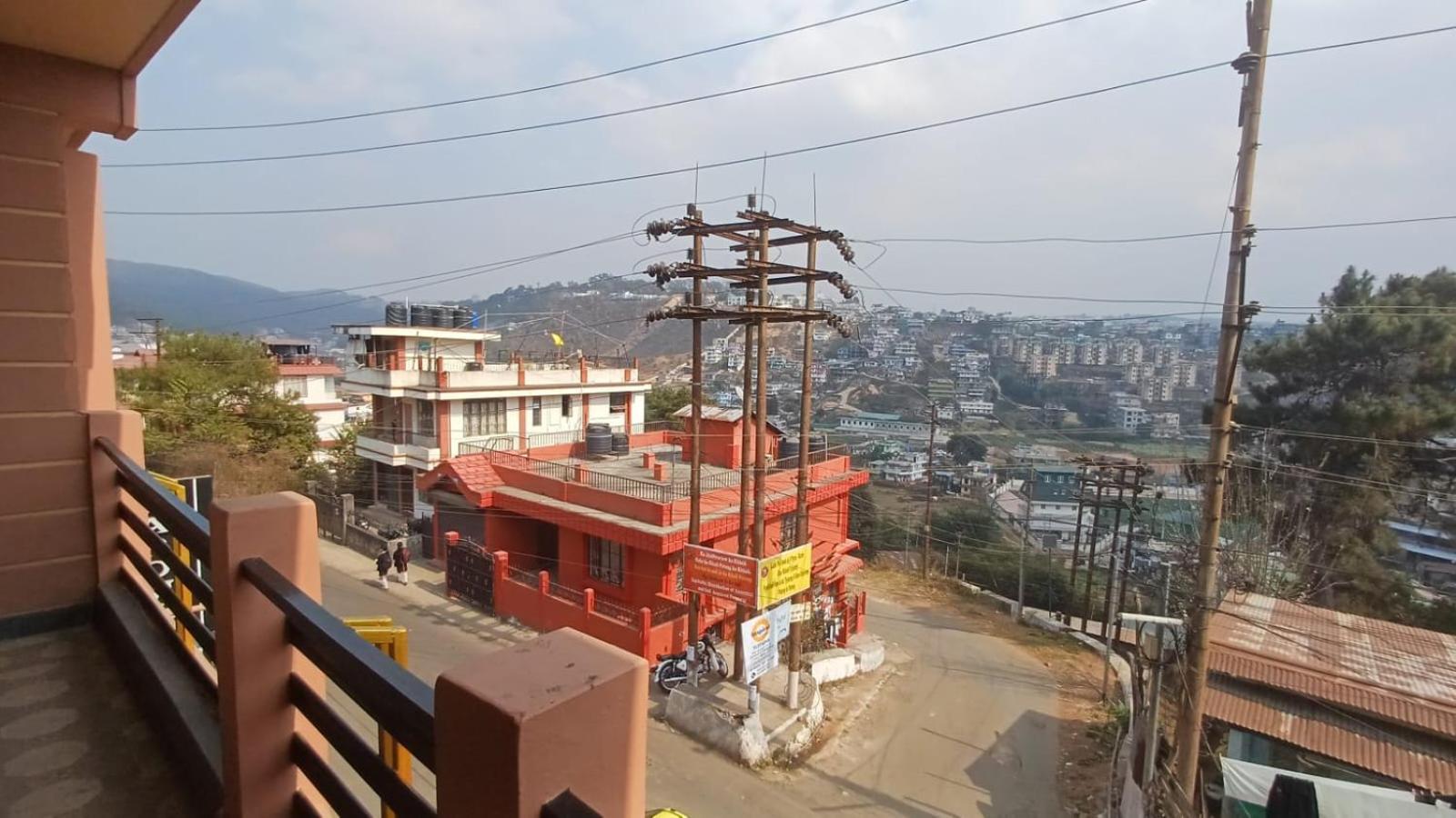 Aroma Inn Shillong Esterno foto