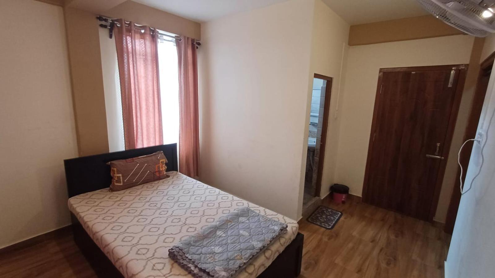 Aroma Inn Shillong Esterno foto