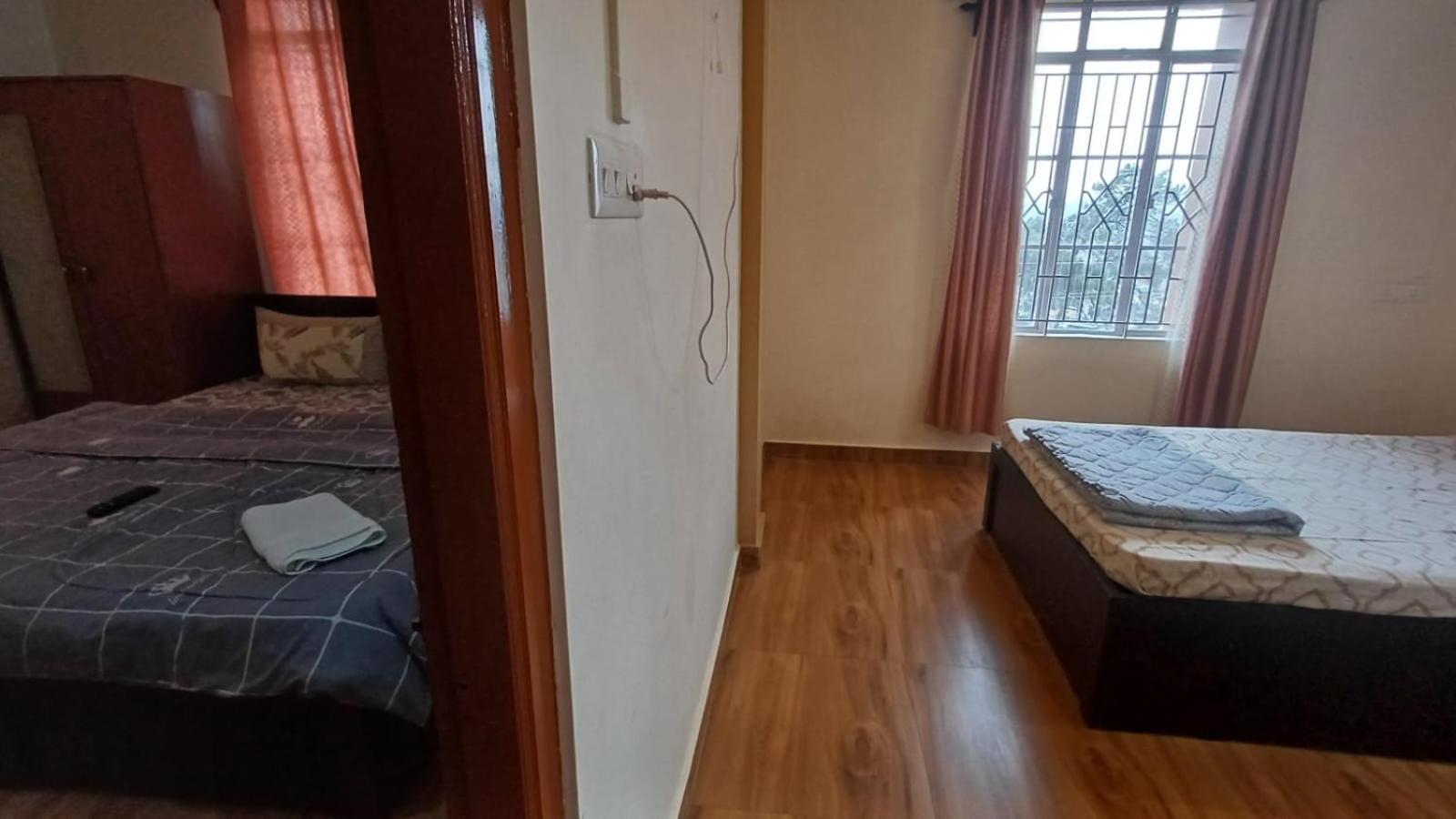 Aroma Inn Shillong Esterno foto