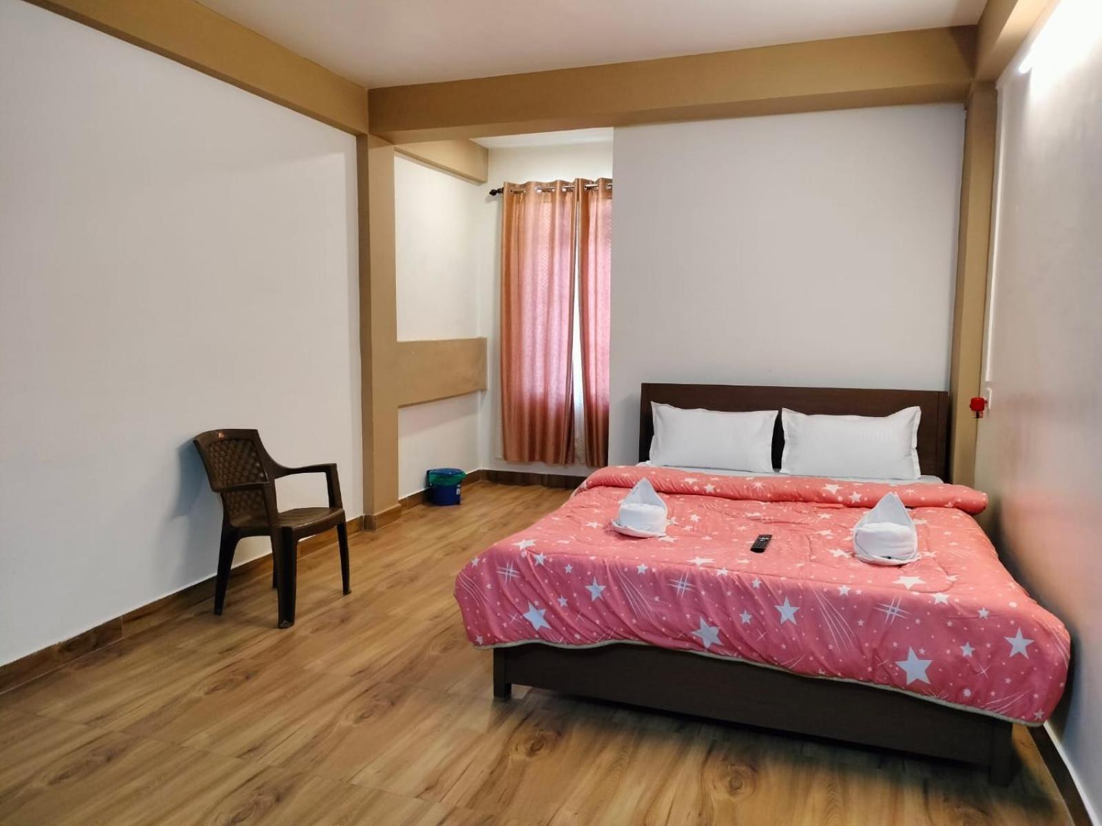 Aroma Inn Shillong Esterno foto